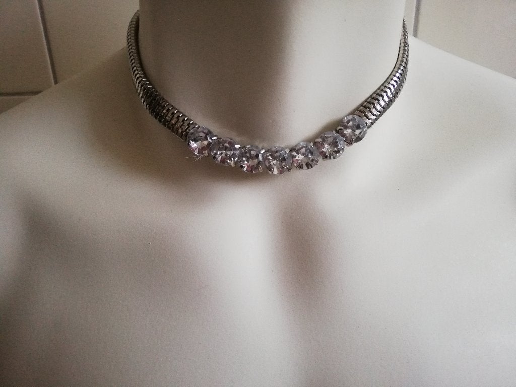 Bling collier (Nijmegen Oost), Overige materialen, Ophalen of Verzenden, Zo goed als nieuw, Zilver