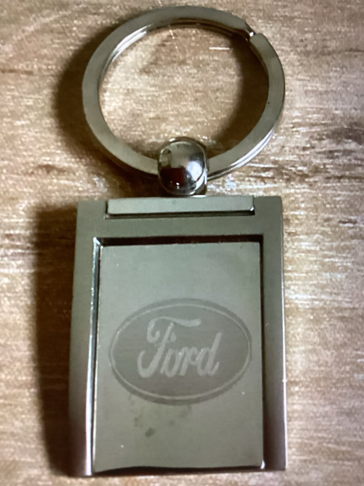 Sleutelhanger Ford - Zilverkleurig, Verzamelen, Ophalen of Verzenden, Zo goed als nieuw, Merk