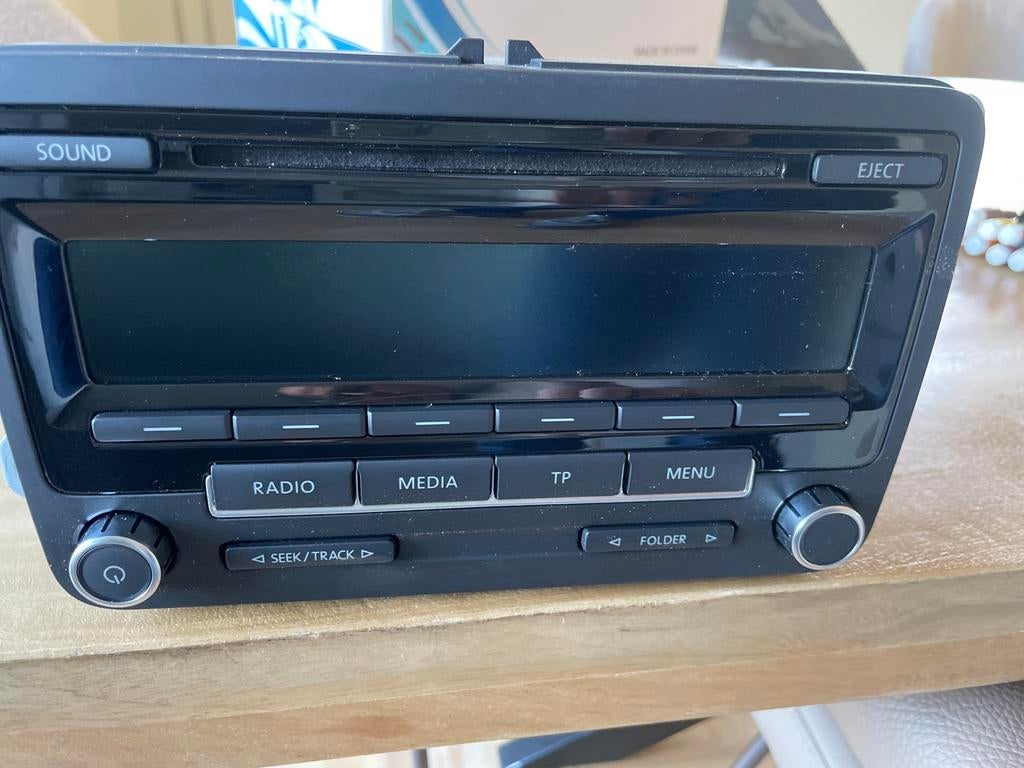 Originele Bosch VW Autoradio Low EU UP2 met CD-speler, Ophalen of Verzenden, Gebruikt