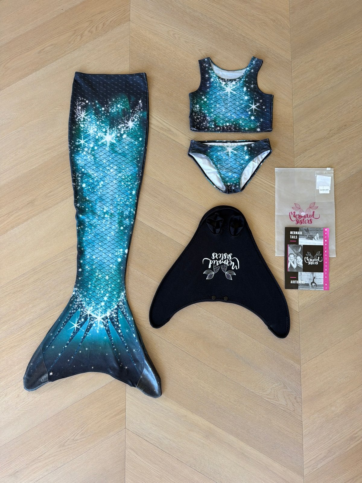 Zeemeerminstaart met monovin en bikini (6-8jaar), Kleding | Dames, Badmode en Zwemkleding, Ophalen of Verzenden, Gedragen, Meerkleurig