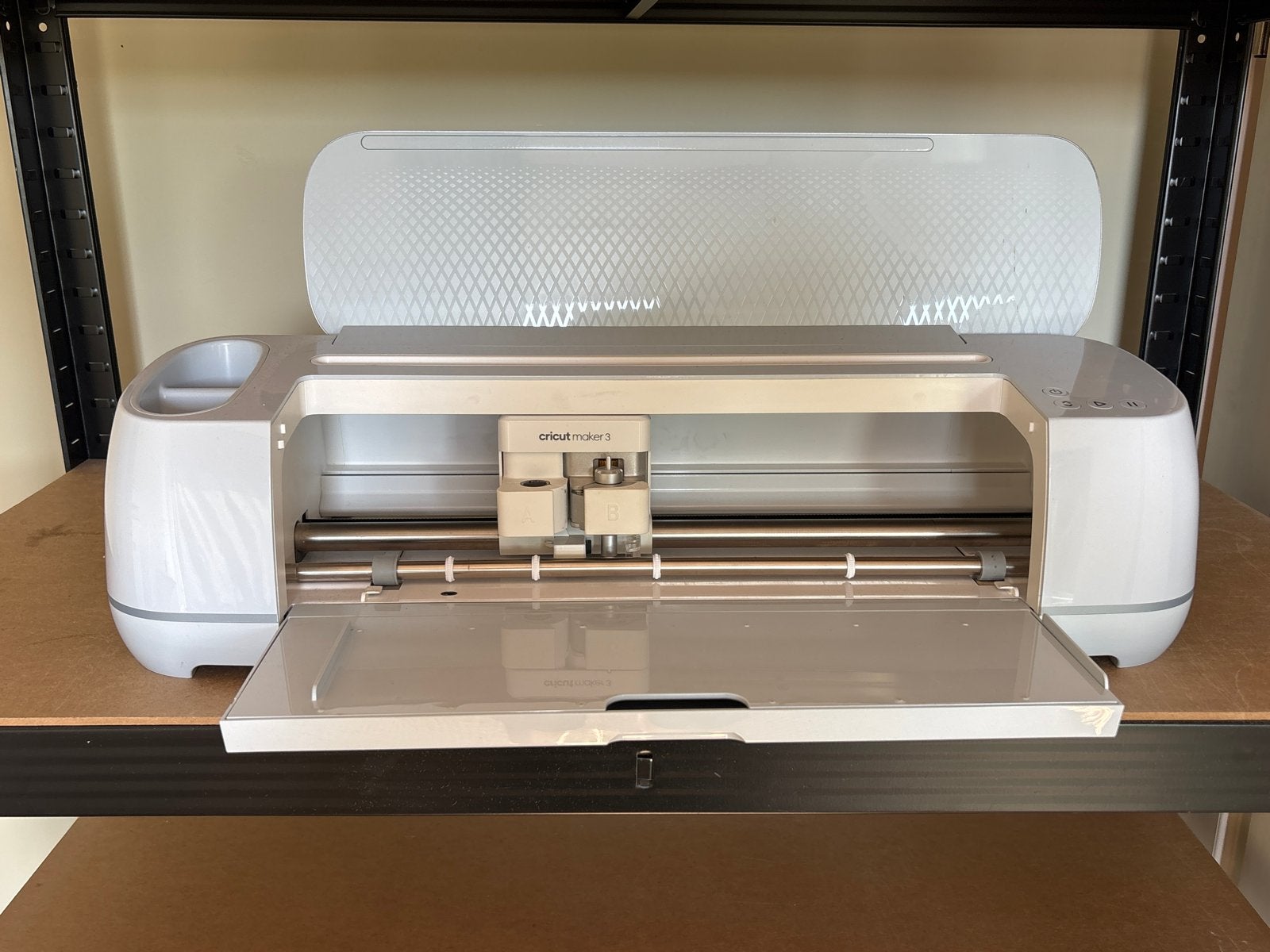 Cricut Maker 3 Snijmachine - Zo goed als nieuw, Hobby en Vrije tijd, Knutselen, Overige thema's, Ophalen of Verzenden, Zo goed als nieuw