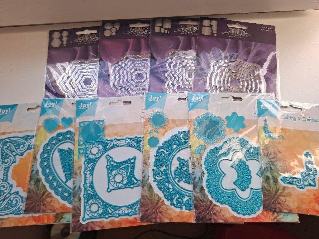 Snij en embossing mallen., Ophalen of Verzenden, Zo goed als nieuw, Overige thema's, Pons of Mal