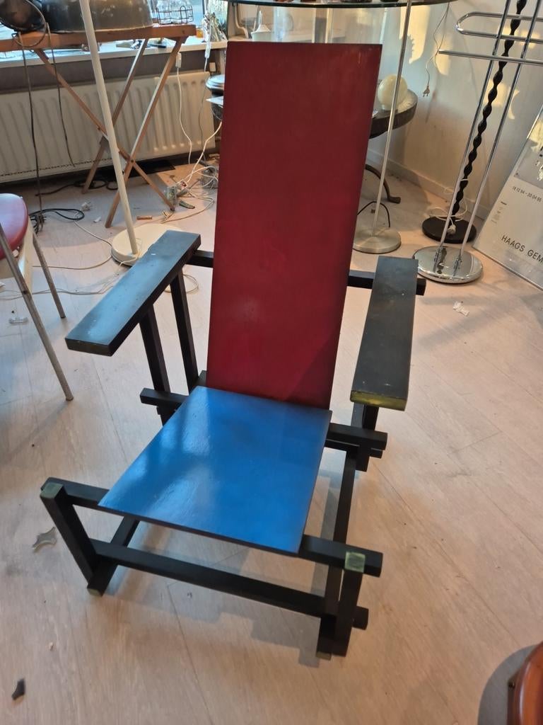 De Stijl-geïnspireerde stoel, Rietveld-stijl (ca. 1970-1980), Antiek en Kunst, Antiek | Meubels | Stoelen en Banken, Ophalen