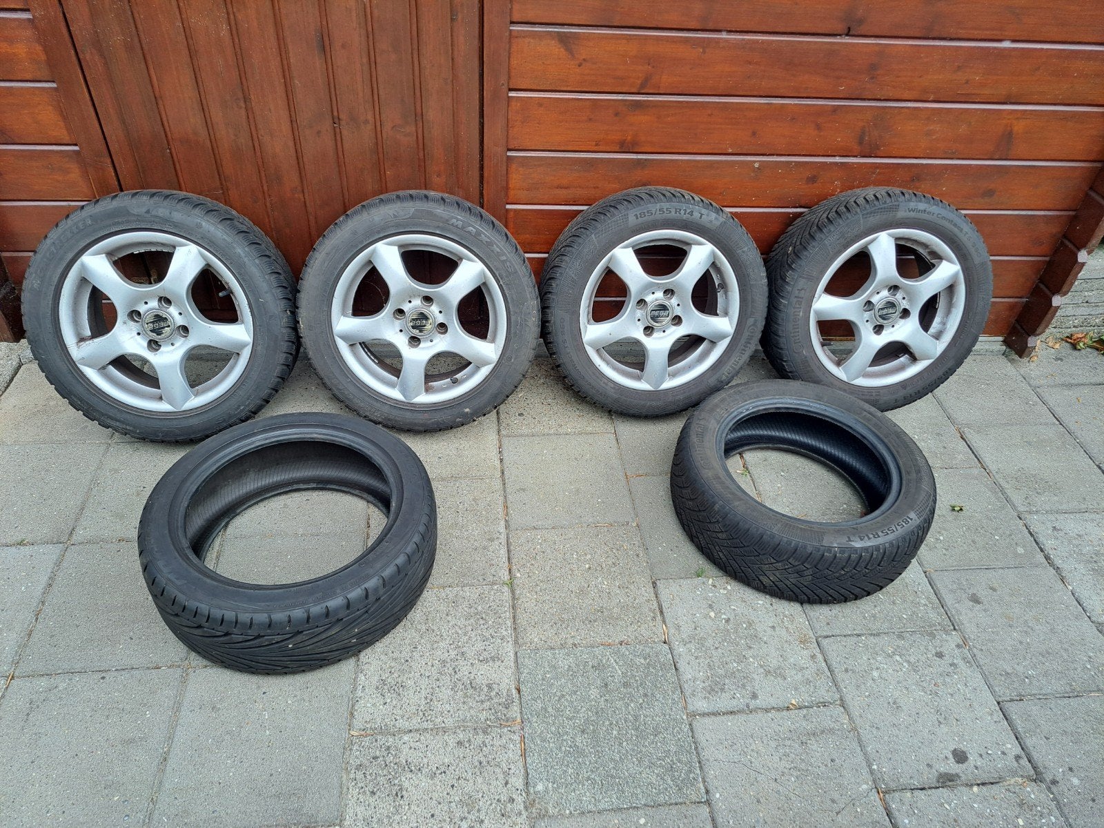 Vier goede winterbanden op velg 185/55 R14 + 2 losse v Panda, Auto-onderdelen, Banden en Velgen, Ophalen, 14 inch, Banden en Velgen