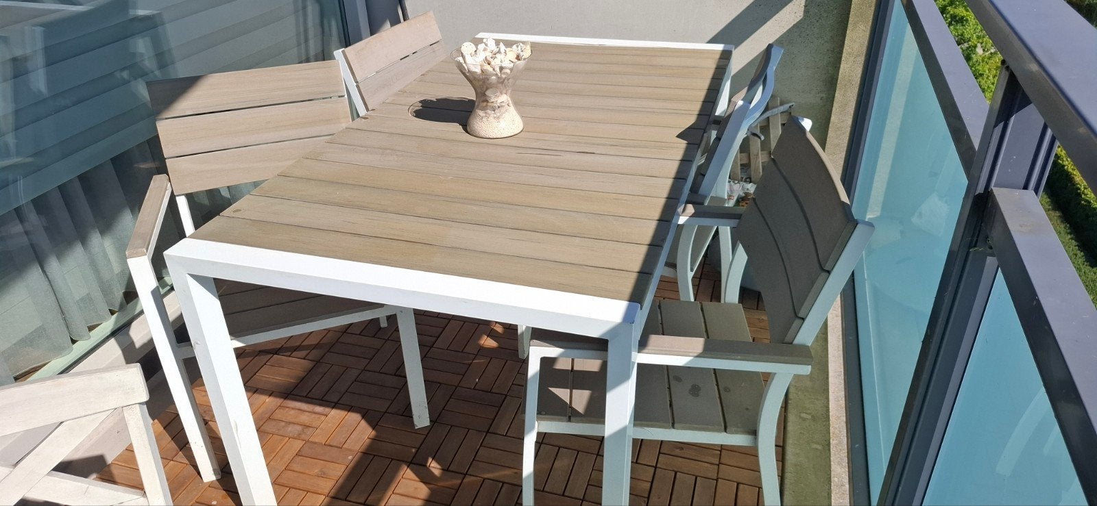 Kunststof tuinset: tafel en 4 stoelen, zo goed als nieuw, Tuin en Terras, Tuintafels, Ophalen, Zo goed als nieuw, Kunststof