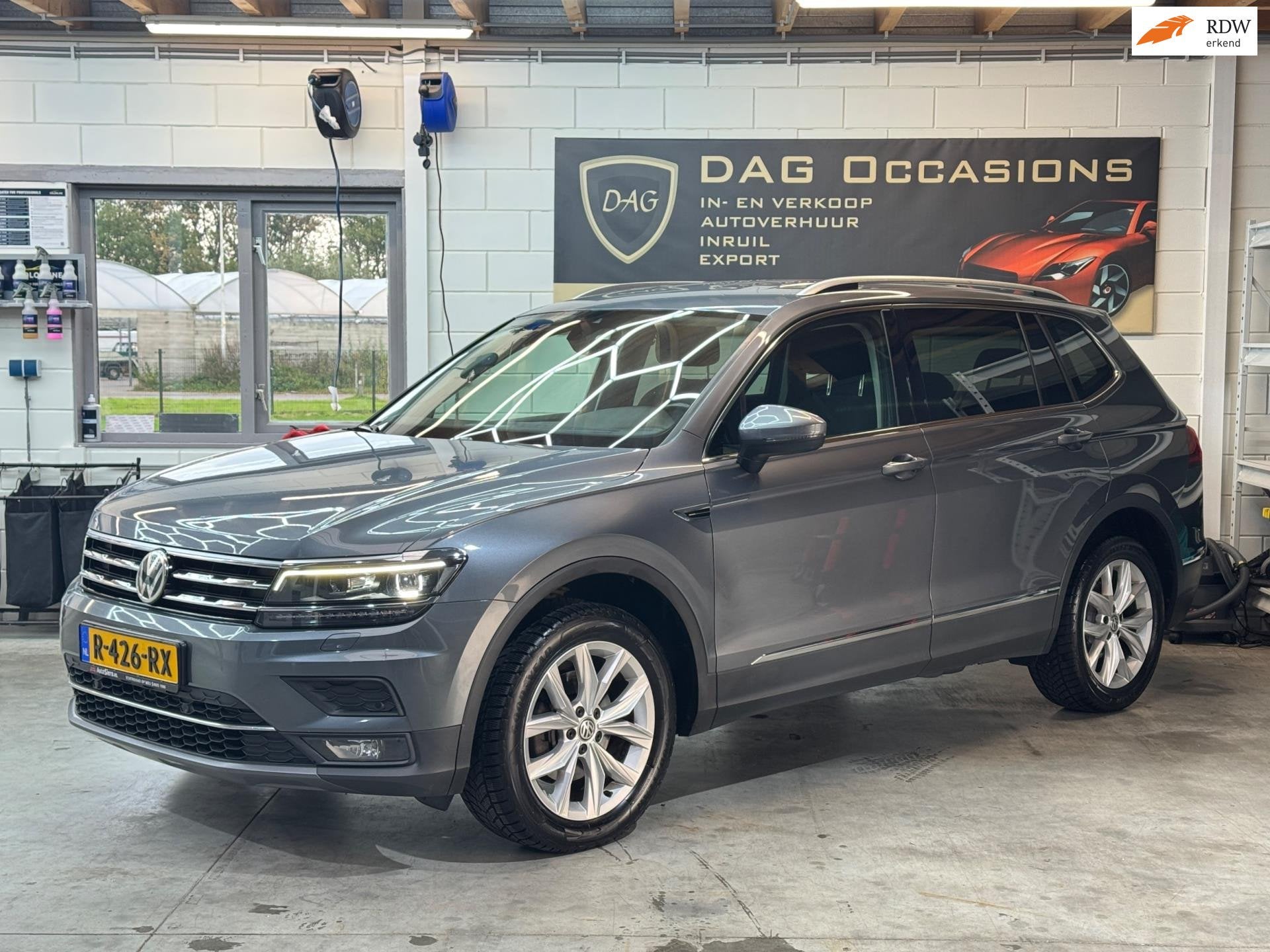 Volkswagen Tiguan Allspace 1.5 TSI Highline Business R AUTO|, Auto's, Volkswagen, Euro 6, 150 pk, Alcantara, Bedrijf