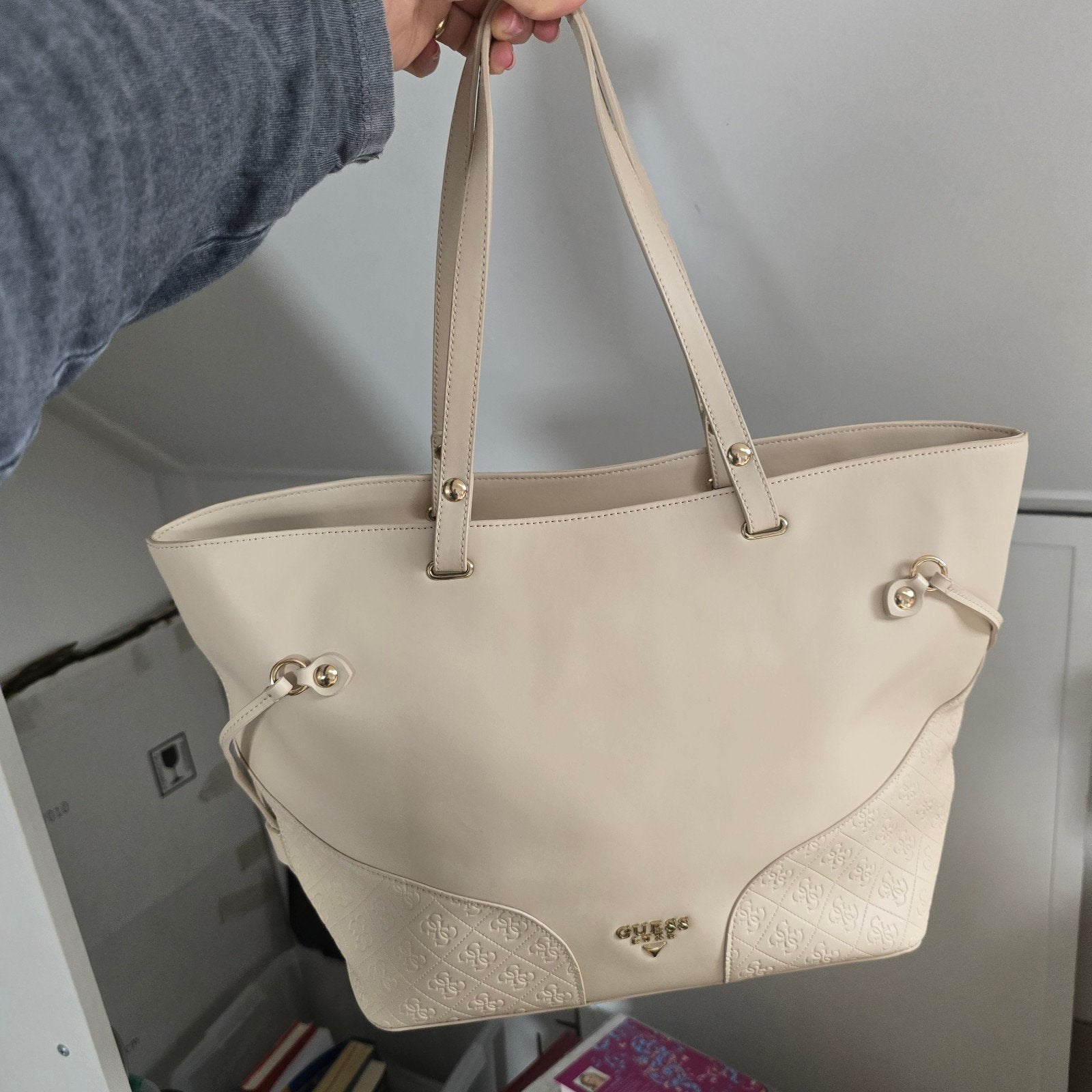 Nieuwe Guess Luxe Shopper - Ongebruikt, Ophalen of Verzenden, Nieuw, Beige, Shopper