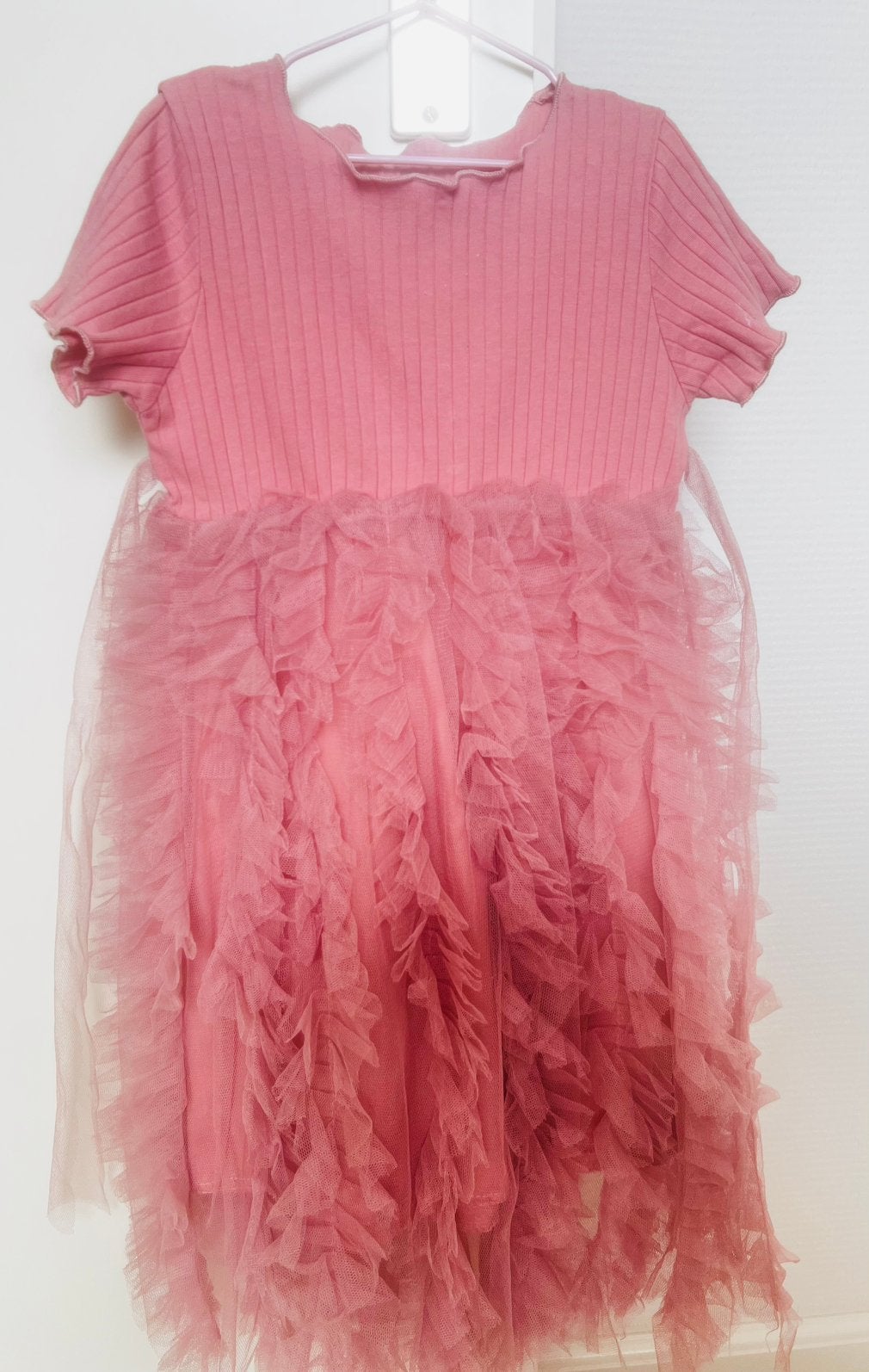 Roze kinderjurk met tule rok, Ophalen of Verzenden, Zo goed als nieuw