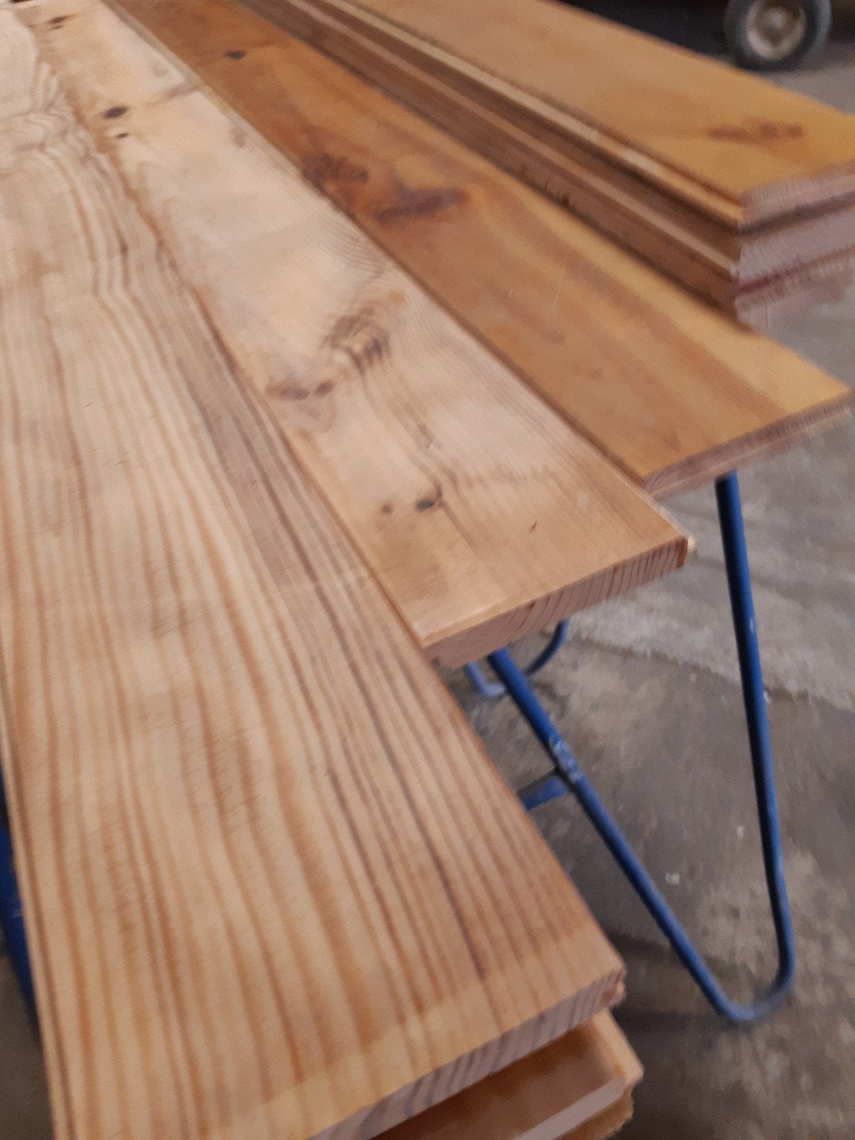 mooie gebruikte grenen vloer,( planken ), 50 m2, Doe-het-zelf en Verbouw, Ophalen, Gebruikt, Vloerdelen of -planken, 10 m² of meer