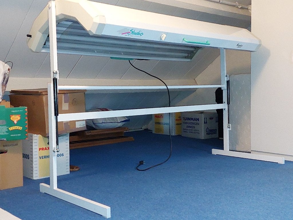 Luxe zonnehemel Studio, Witgoed en Apparatuur, Zonnebanken en Gezichtsbruiners, Ophalen, Gebruikt, Zonnebank enkelzijdig, 10 tot 15 lampen