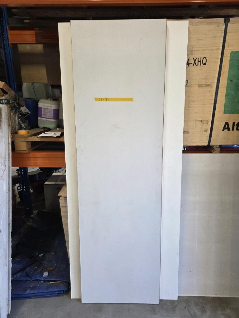 Witte stompe deur (massief) met slotsparing, Doe-het-zelf en Verbouw, Deuren en Horren, Ophalen, Minder dan 80 cm, Binnendeur