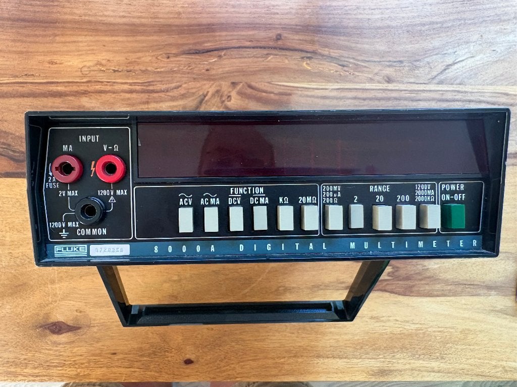 Fluke 8000A mulitmeter in zeer goede staat., Ophalen of Verzenden, Gebruikt, Multimeter
