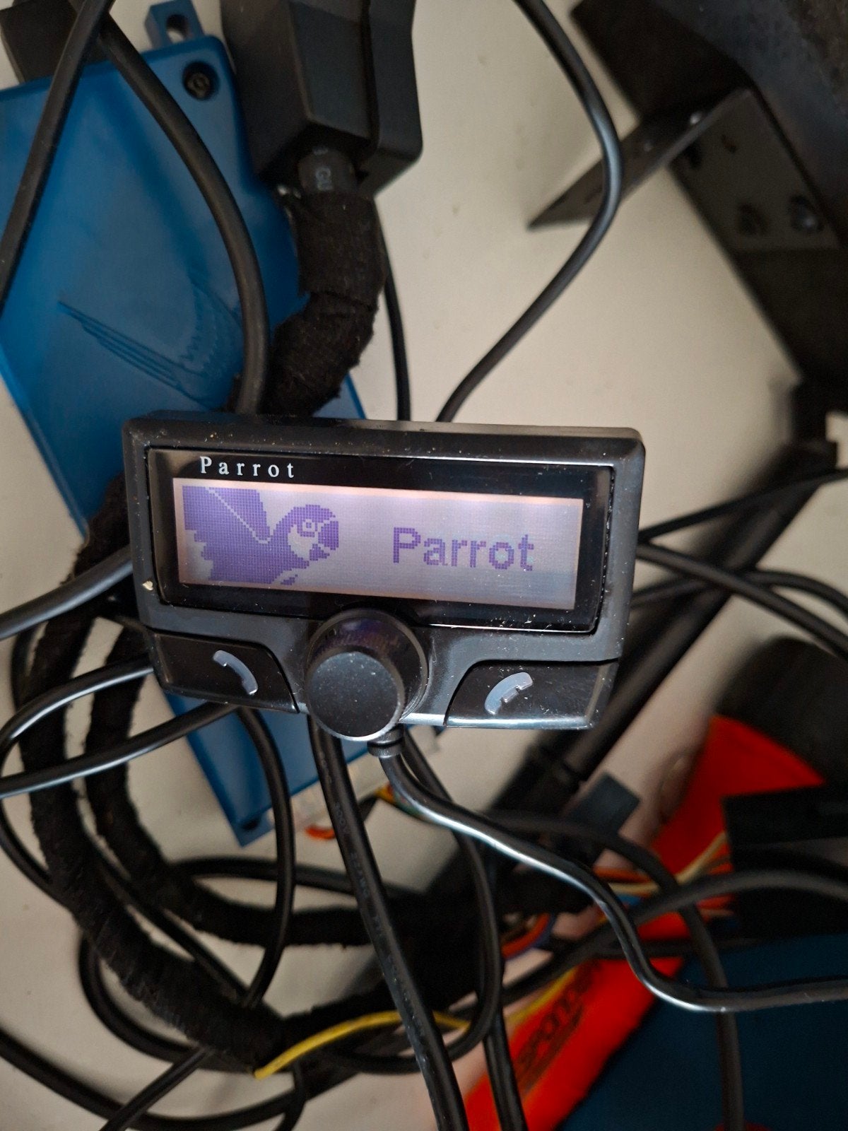 Parrot CK3100 Carkit - Bluetooth Handsfree Systeem, Auto diversen, Carkits, Ophalen of Verzenden, Gebruikt