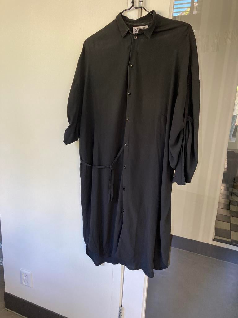 Blouse/ jurk van Monique van Heist, Maat 38/40 (M), Zwart, Ophalen of Verzenden, Knielengte