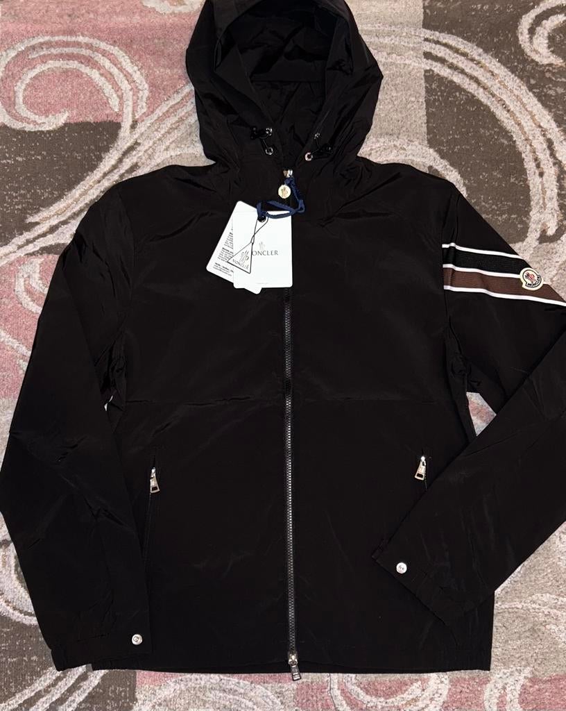 Maat XL zomerjas moncler claut nieuw zwart, Ophalen of Verzenden, Zo goed als nieuw, Maat 56/58 (XL), Zwart