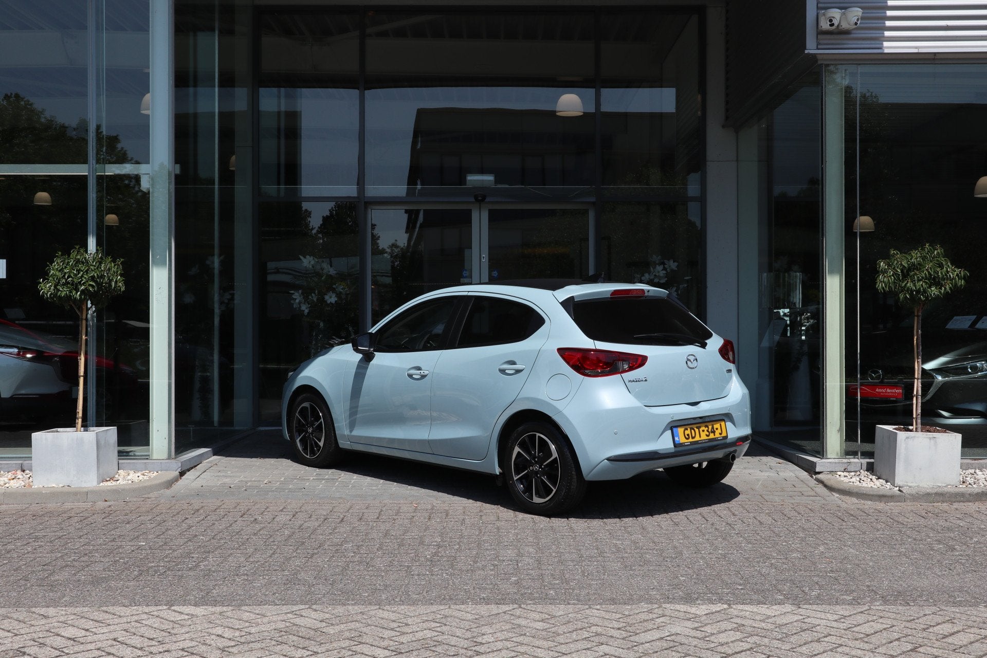 Mazda 2 1.5 e-SkyActiv-G 90 Homura Aka Camera / Clima / Navi, Auto's, Gebruikt, 4 cilinders, Blauw, Automatische klimaatregeling