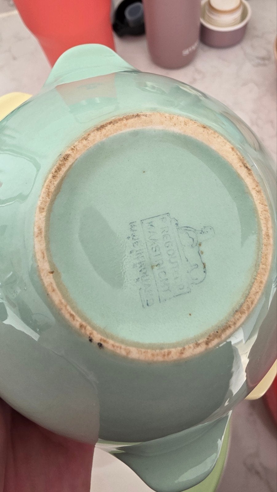 Regout Maastricht pastelkleurige kommen en diepe borden, Antiek en Kunst, Antiek | Porselein, Ophalen of Verzenden