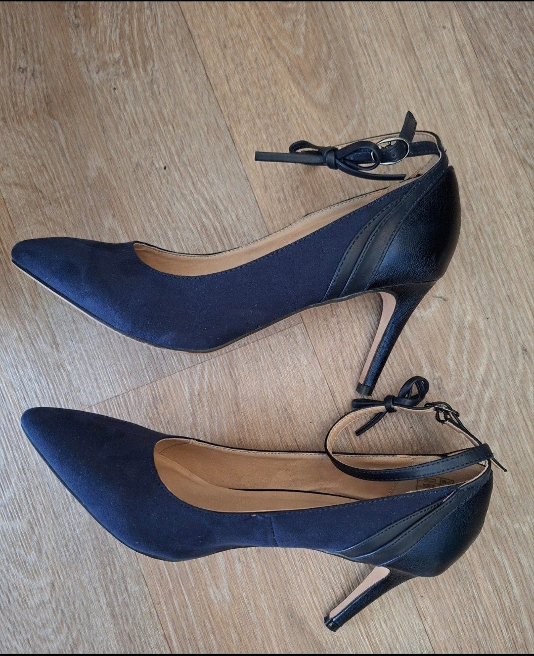 Anna Field Pumps met enkelbandje - Maat 39, Blauw, Ophalen of Verzenden, Gedragen, Pumps