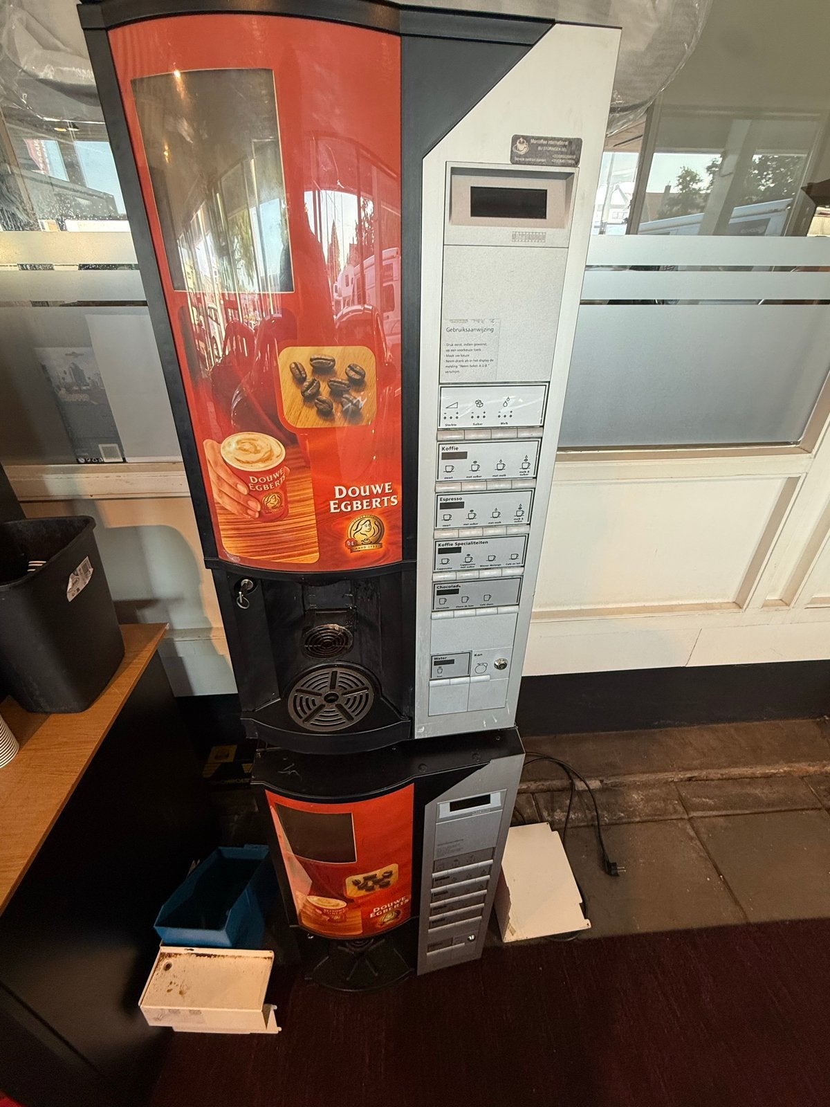 2x Douwe Egberts Koffiemachine - gallery 220, Ophalen, Gebruikt, 10 kopjes of meer, Koffiemachine