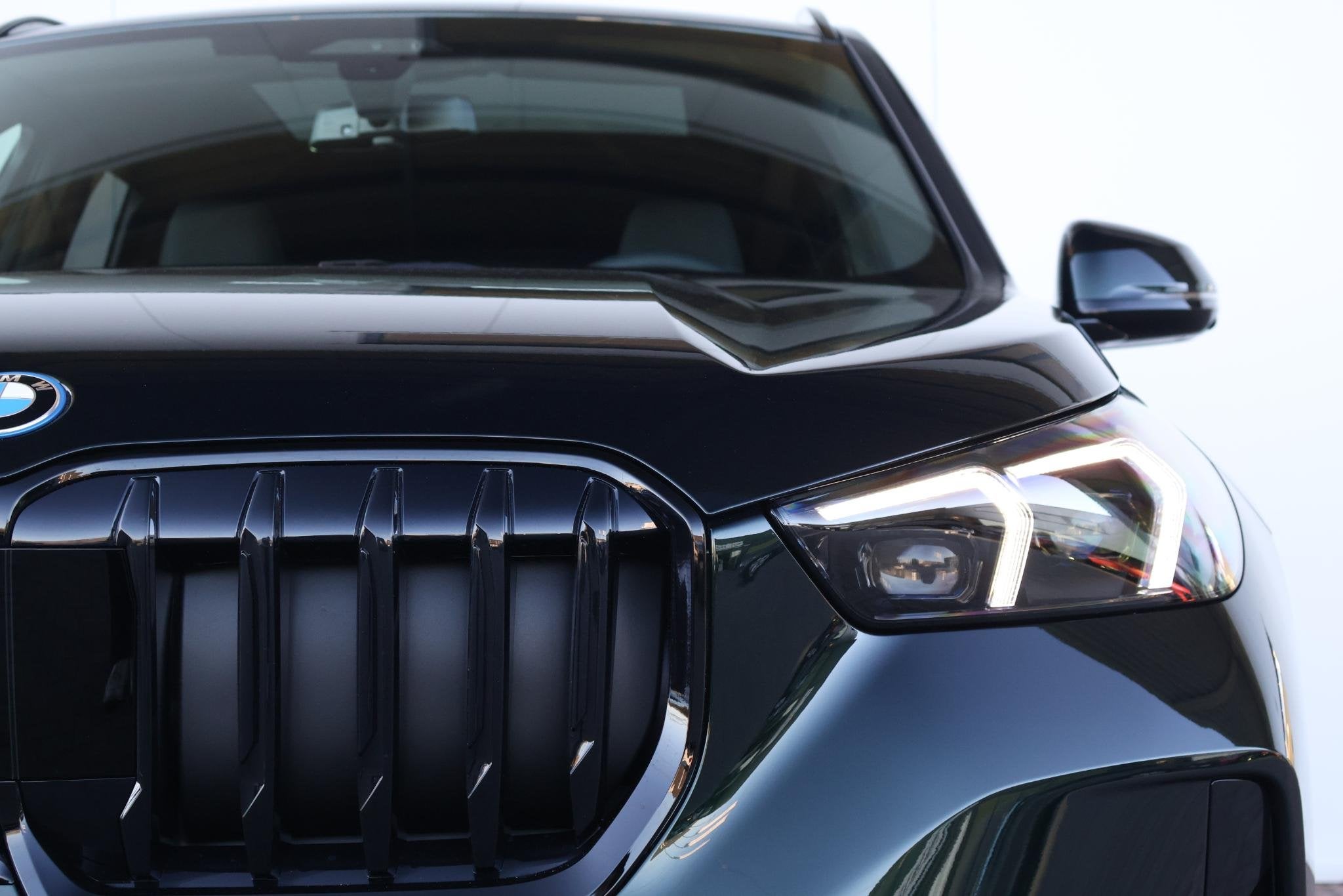 BMW X1 xDrive30e | Sport Pakket Pro | Panorama Dak | Elektr., Elektrische stoelverstelling, 1800 kg, 105 min, Bedrijf