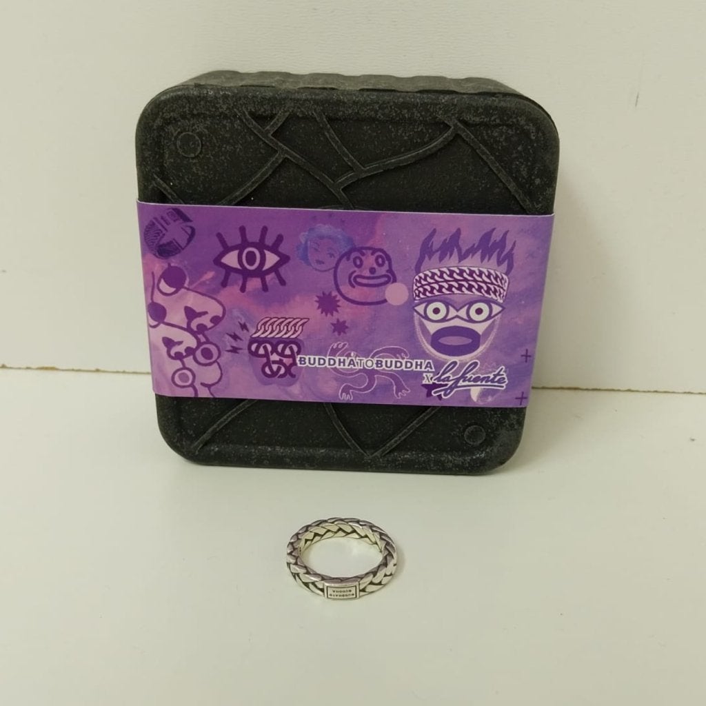 Buddha to Buddha ring, Buddha to Buddha, Gebruikt, Support@buddhatobuddha.com, Buddha to Buddha
Herengracht 419
1017 BP Amsterdam
Netherlands