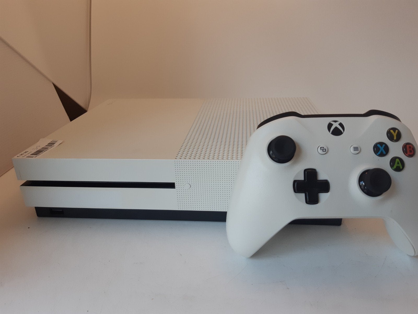 Xbox One S met controller - Zo goed als nieuw, Microsoft, Ophalen of Verzenden, Zo goed als nieuw, Eén computer