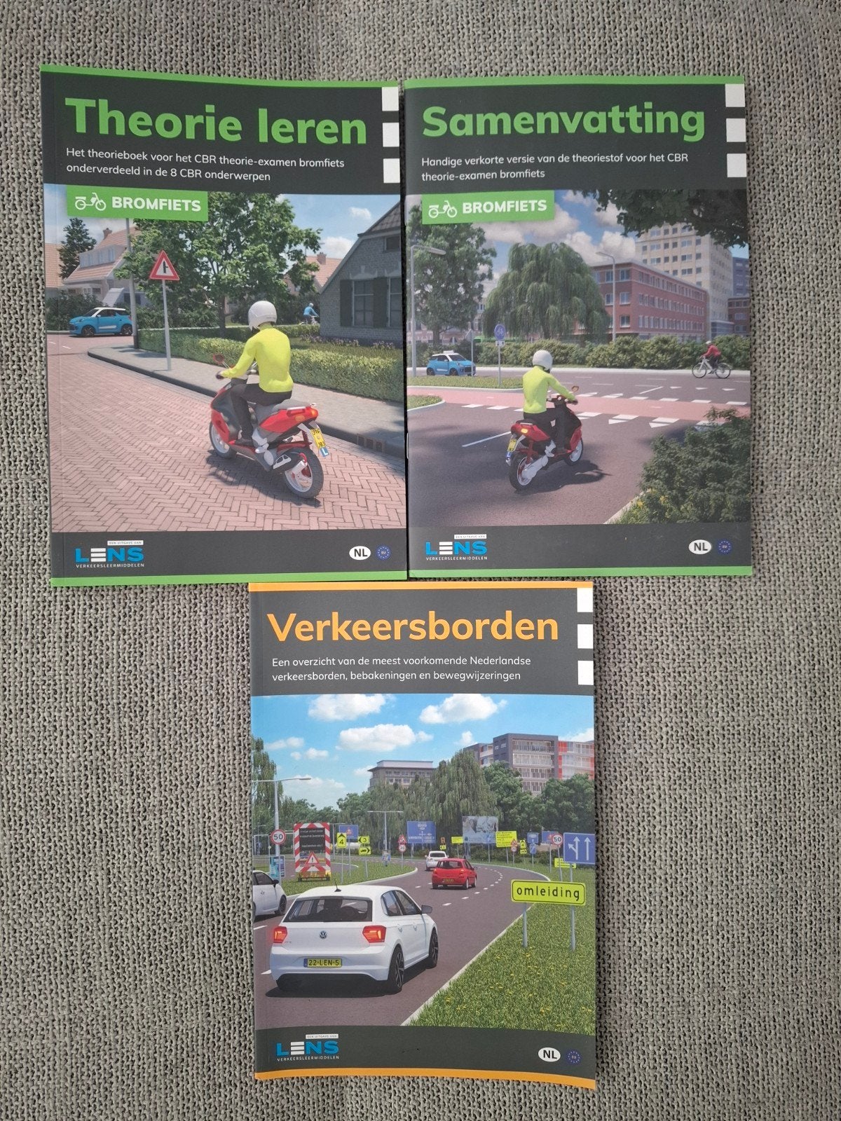 Bromfiets theorieboeken + Verkeersborden (niet gebruikt), Ophalen of Verzenden, Beta, Nieuw, Niet van toepassing