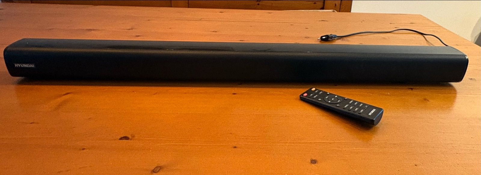 Hyundai Boom 2.0CH Soundbar HHE271901 met afstandsbediening, Ophalen, Gebruikt