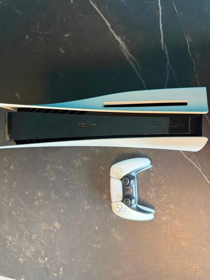 PlayStation 5 Disc Edition met 7 games, Vanaf 18 jaar, Overige genres, Virtual Reality, Eén computer