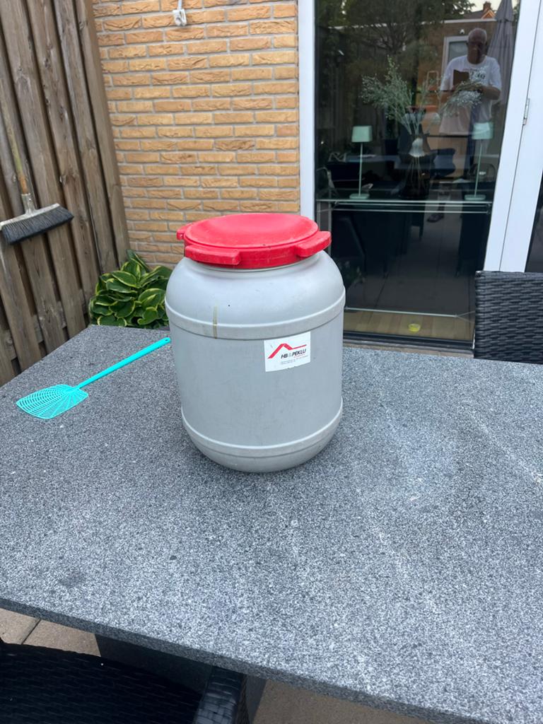 Waterdichte ton voor voer of belangrijke spullen op boot, Watersport en Boten, Ophalen of Verzenden, Gebruikt, Overige typen