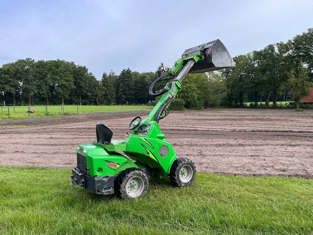 Avant 420 kniklader/shovel incl. palletvorken en grondbak, Ophalen, Overige typen