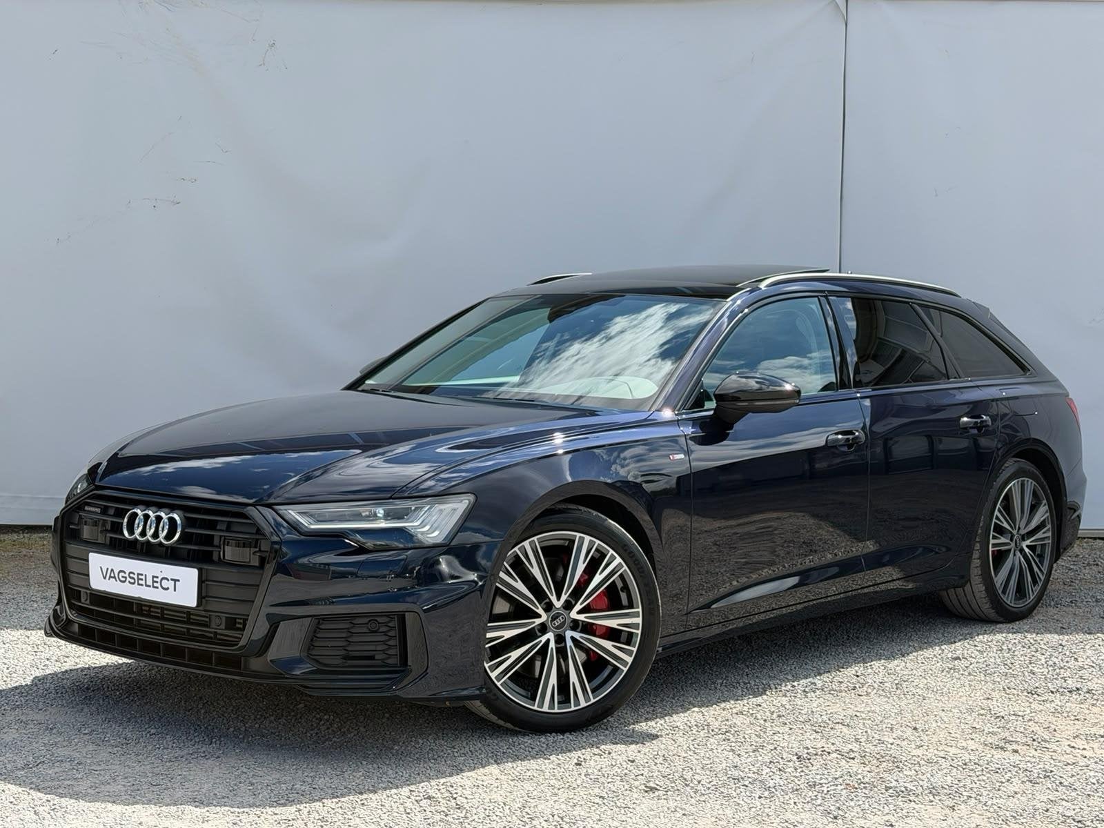 Audi A6 Avant 55 TFSI e quattro | Pano | B&O | Trekhaak | Le, Automaat, Gebruikt, 4 cilinders, Blauw