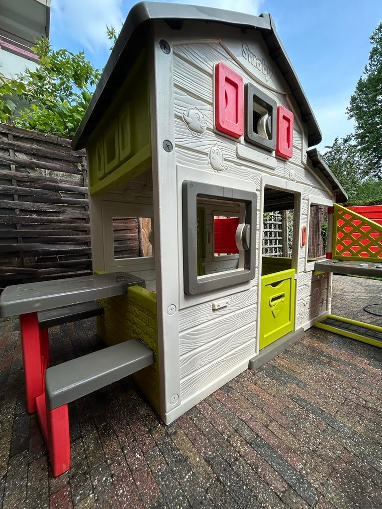Smoby Speelhuisje met picknicktafel en keuken, Kinderen en Baby's, Speelgoed | Buiten | Speelhuisjes, Ophalen, Zo goed als nieuw