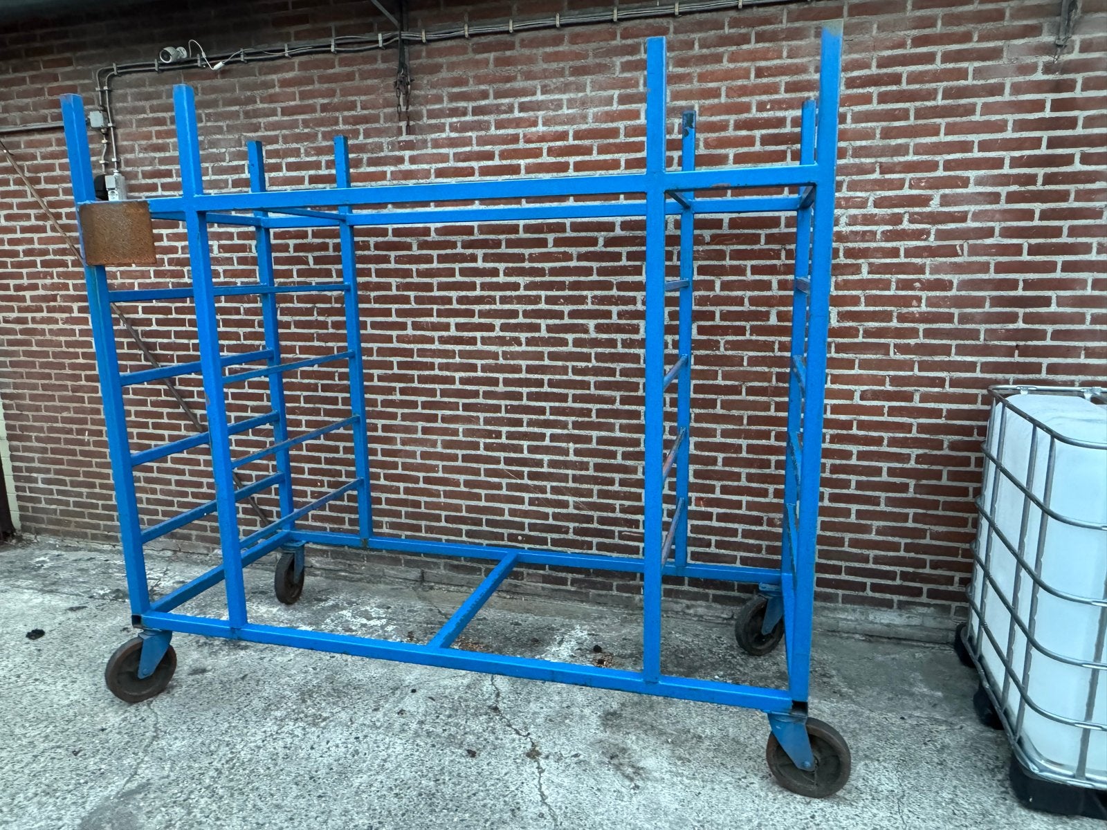 Stevige transportkar op wielen, Ophalen, Gebruikt