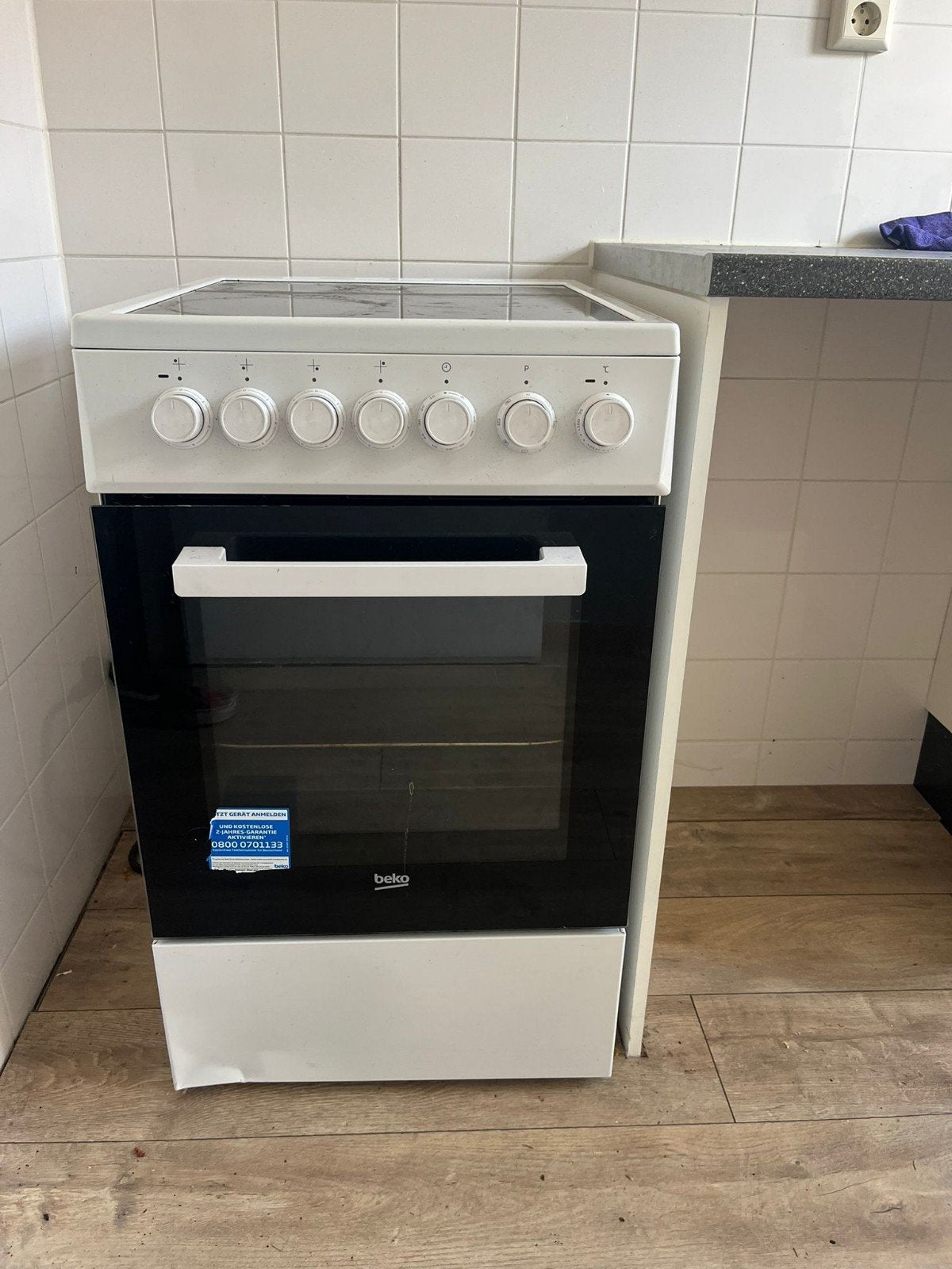 Elektrisch fornuis, Ophalen, Gebruikt, Keramisch, 4 kookzones