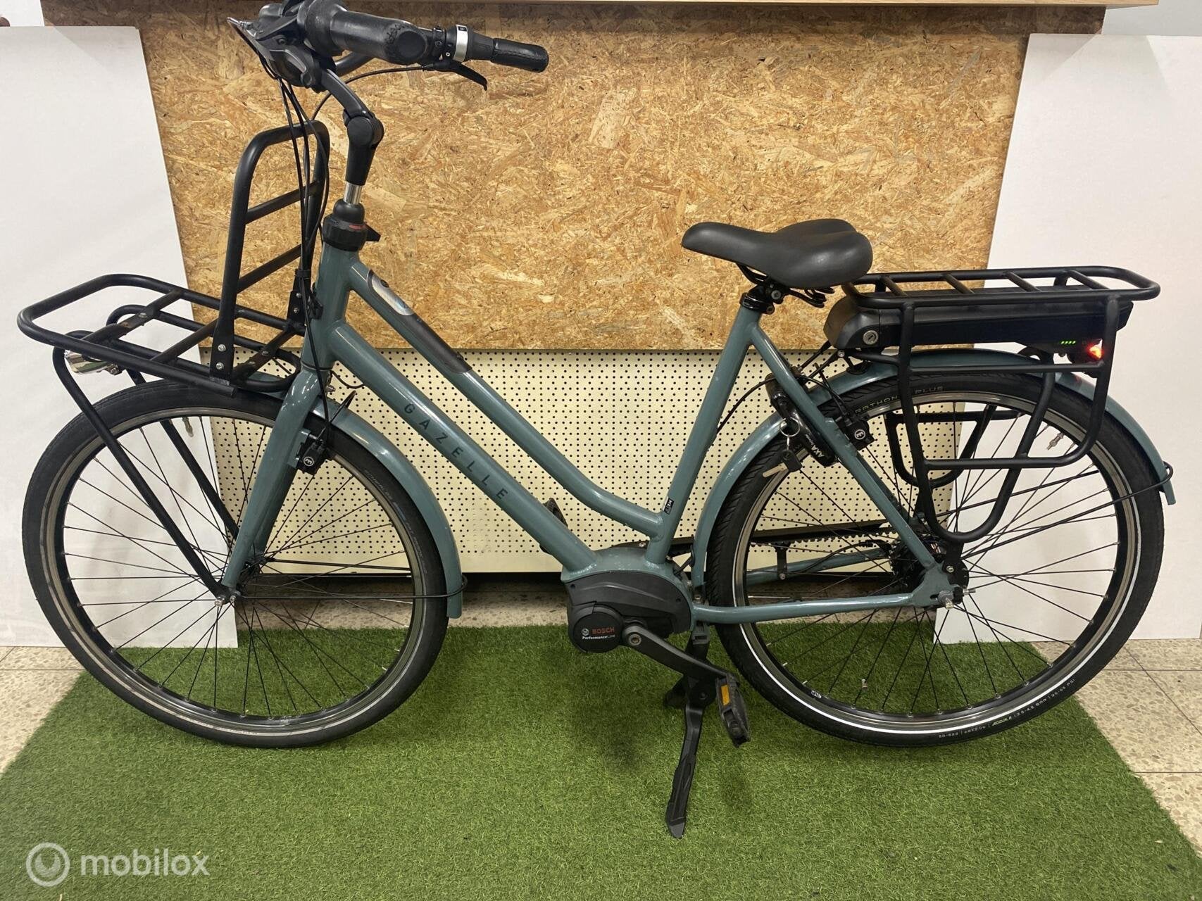 GAZELLE HEAVYDUTY NL C5 2023 BOSCH MOTOR E-DAMESFIETS 57CM, Zo goed als nieuw, GAZELLE, 50 km per accu of meer, 55 tot 59 cm