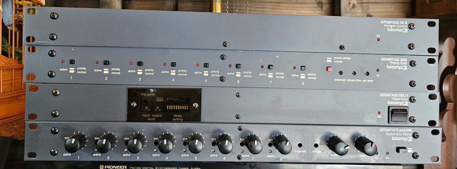 Biamp Systems Advantage DSP Audio Processor Rack.zie beschri, Ophalen, Gebruikt, 20 kanalen of meer