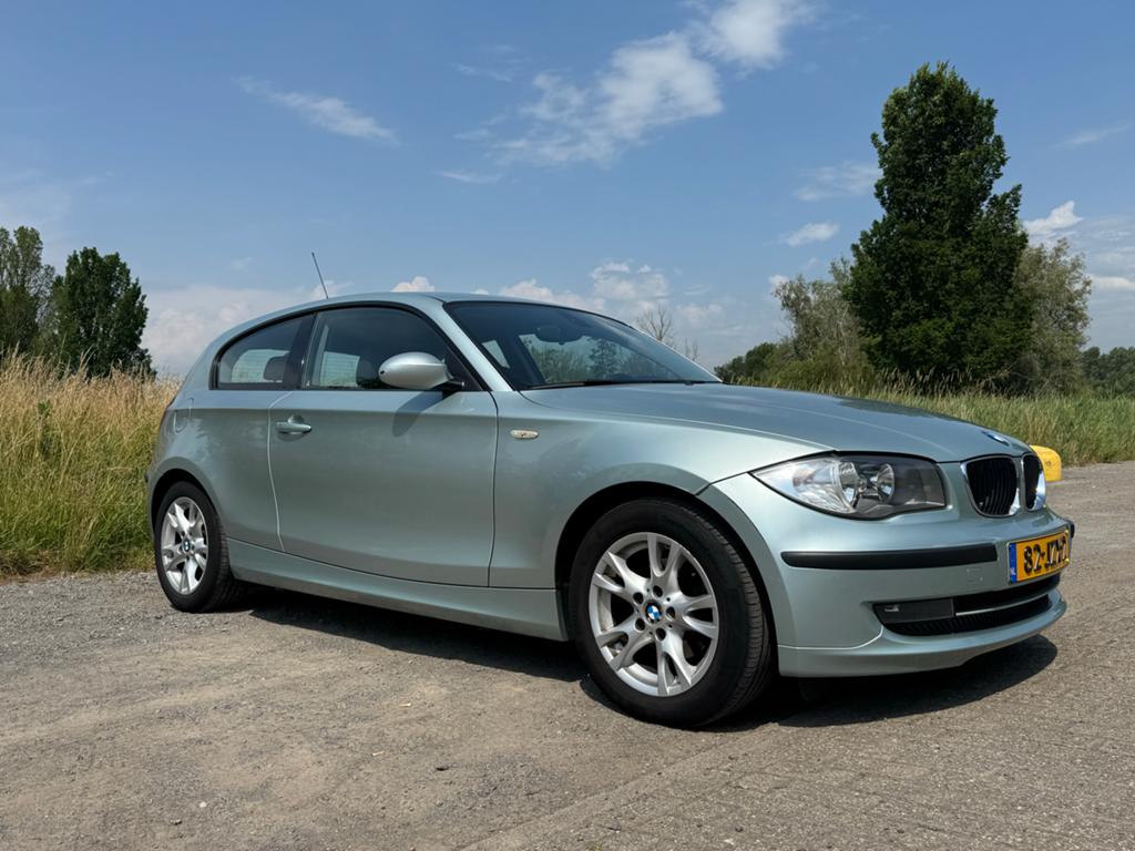 BMW 1-Serie 1.6 I 116 3DR 2009 Groen, 1-Serie, 4 cilinders, 4 stoelen, 122 pk