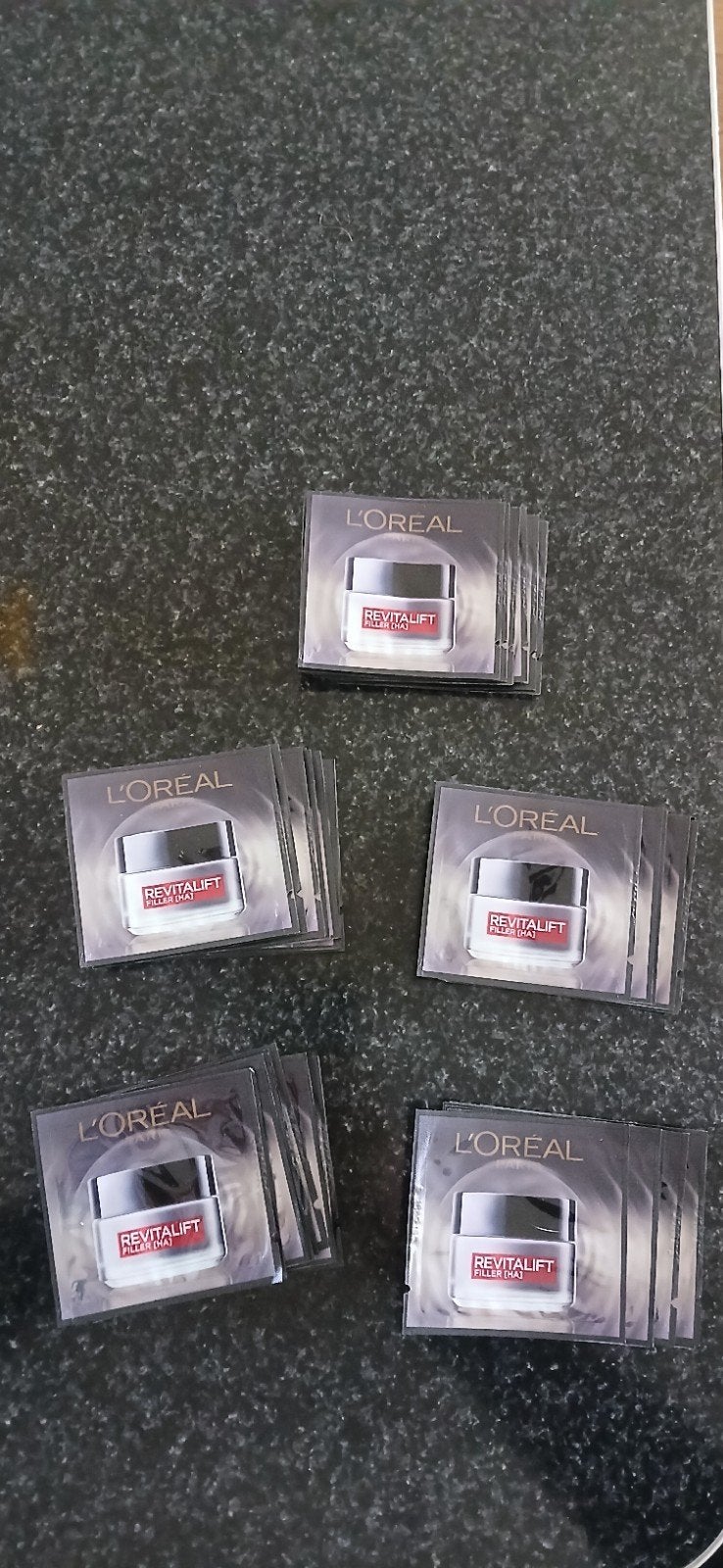 L'Oréal Revitalift Filler Anti-Aging Dagcrème Samples, Ophalen of Verzenden, Nieuw, Gehele gezicht, Verzorging