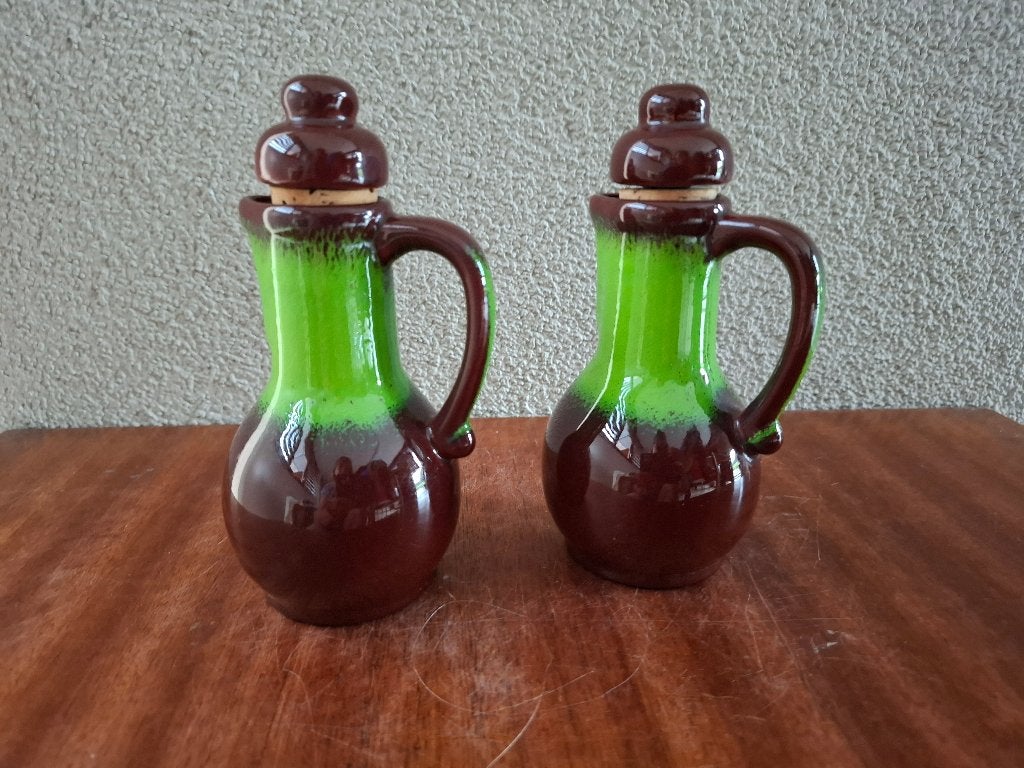 Vintage olie en azijn stel fatlava appelgroen/bruin keramiek, Keramiek, Overige typen, Vintage, Ophalen of Verzenden