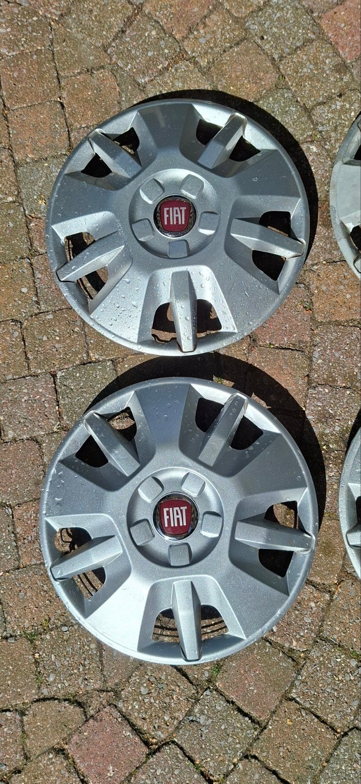 4x Fiat Ducato 15 inch wieldoppen (2x goed, 2x verkleurd), Ophalen, Gebruikt