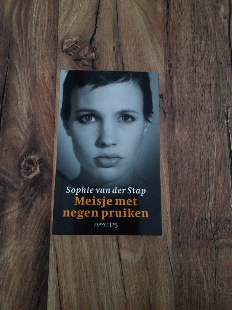 Meisje met de negen pruiken van Sophie van de Stap, Ophalen of Verzenden, Zo goed als nieuw, Sophie van de Stap