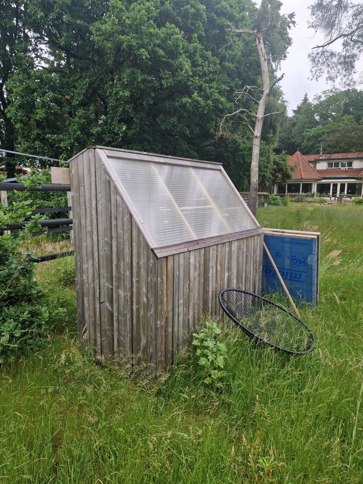 Houtdroger op zonne energie droog haardhout, Ophalen, Overige materialen