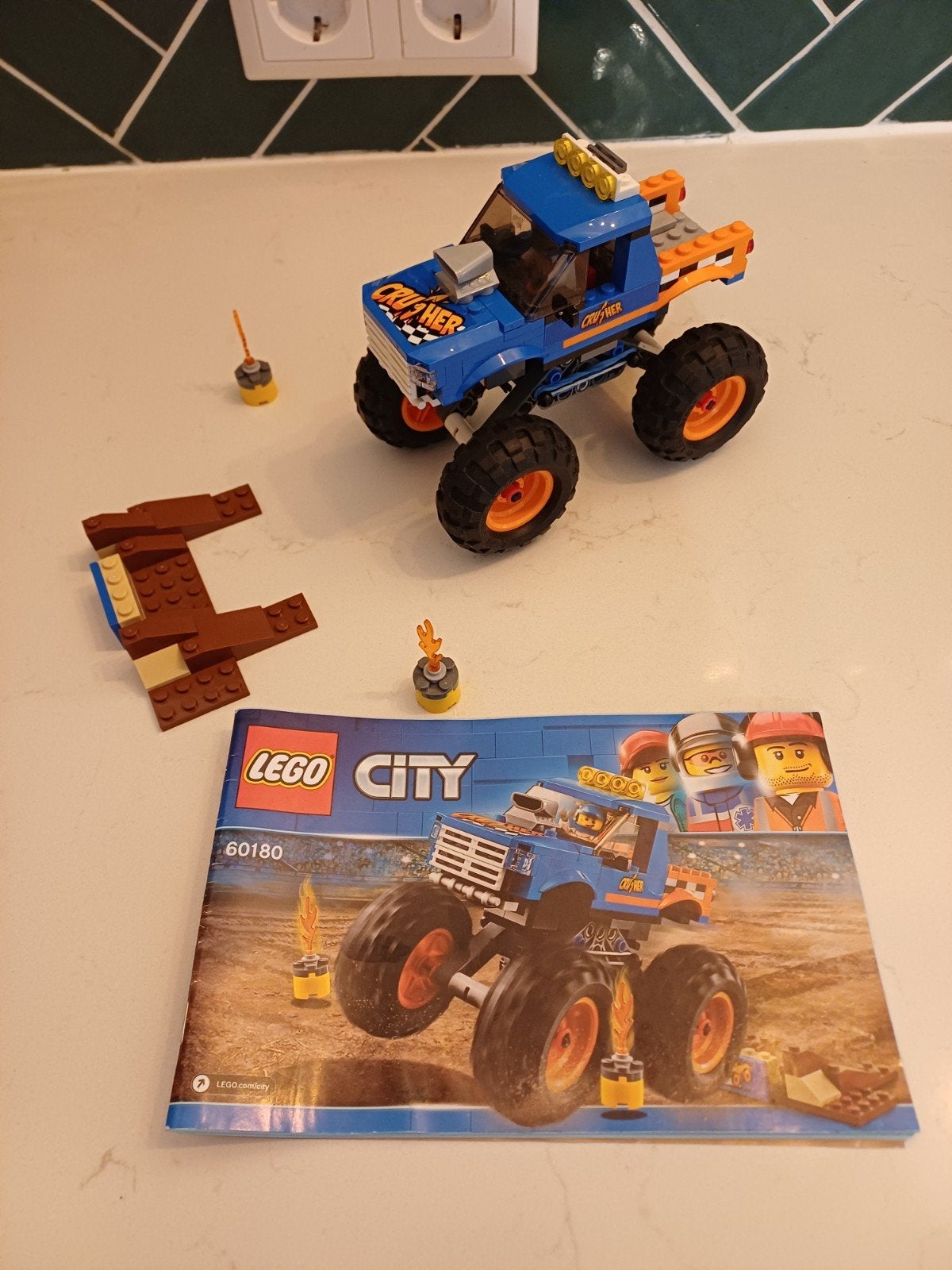 Lego City Monster Truck 60180 met instructieboekje, City, Lego, Inclusief instructies, Ophalen of Verzenden