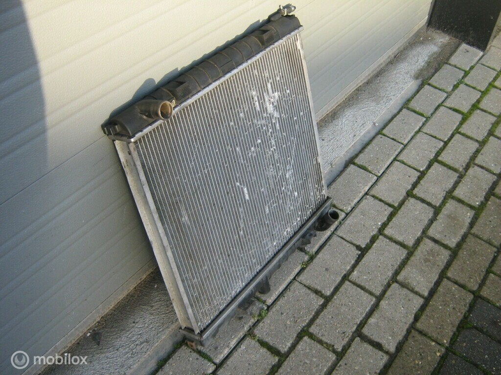 Radiateur Range Rover P38 Gems radiator 4.0 4.6 V8 1995 - 98, Land Rover, Ophalen of Verzenden, Gebruikt, Land Rover