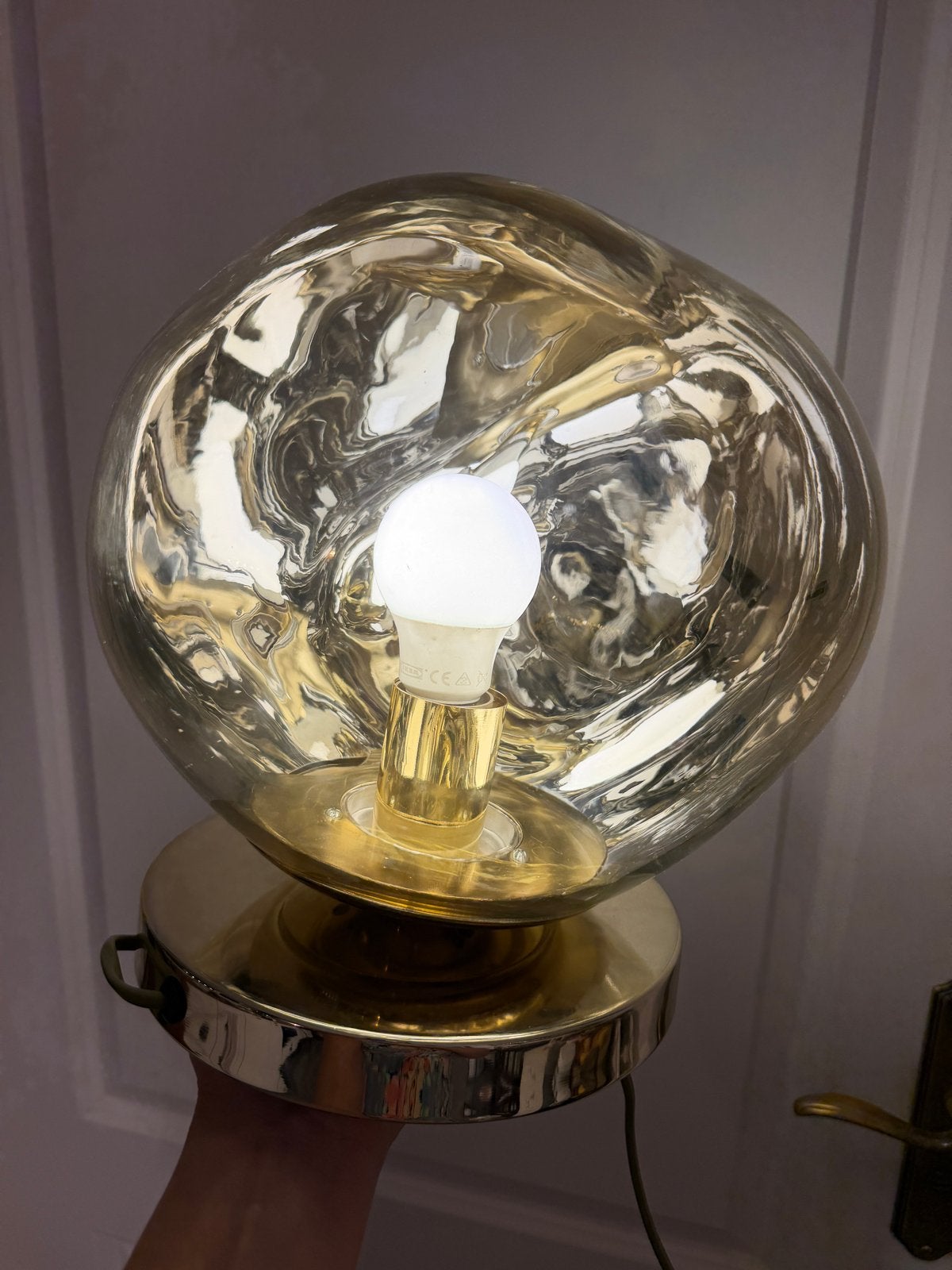 Unieke gouden tafellamp met organische vorm, Ophalen of Verzenden
