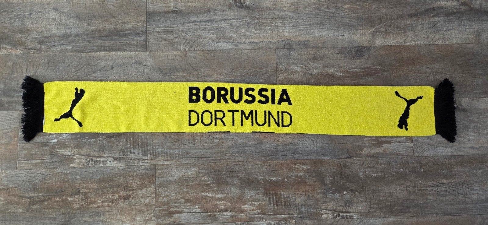Sjaal Borussia Dortmund, Ophalen of Verzenden, Zo goed als nieuw, Buitenlandse clubs, Vaantje of Sjaal