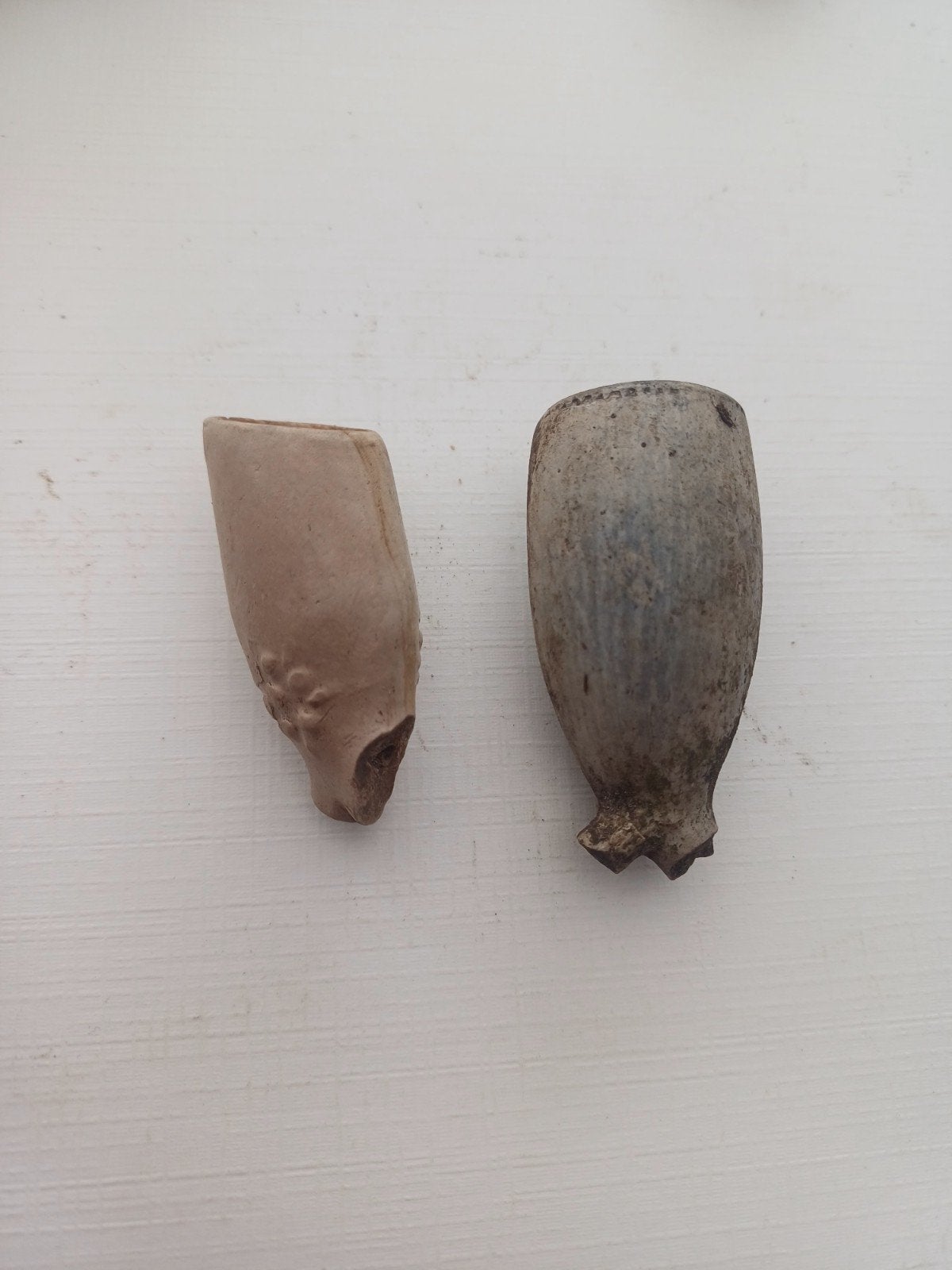 2 x pijpenkop bodemvondsten, Ophalen of Verzenden, Overige materialen