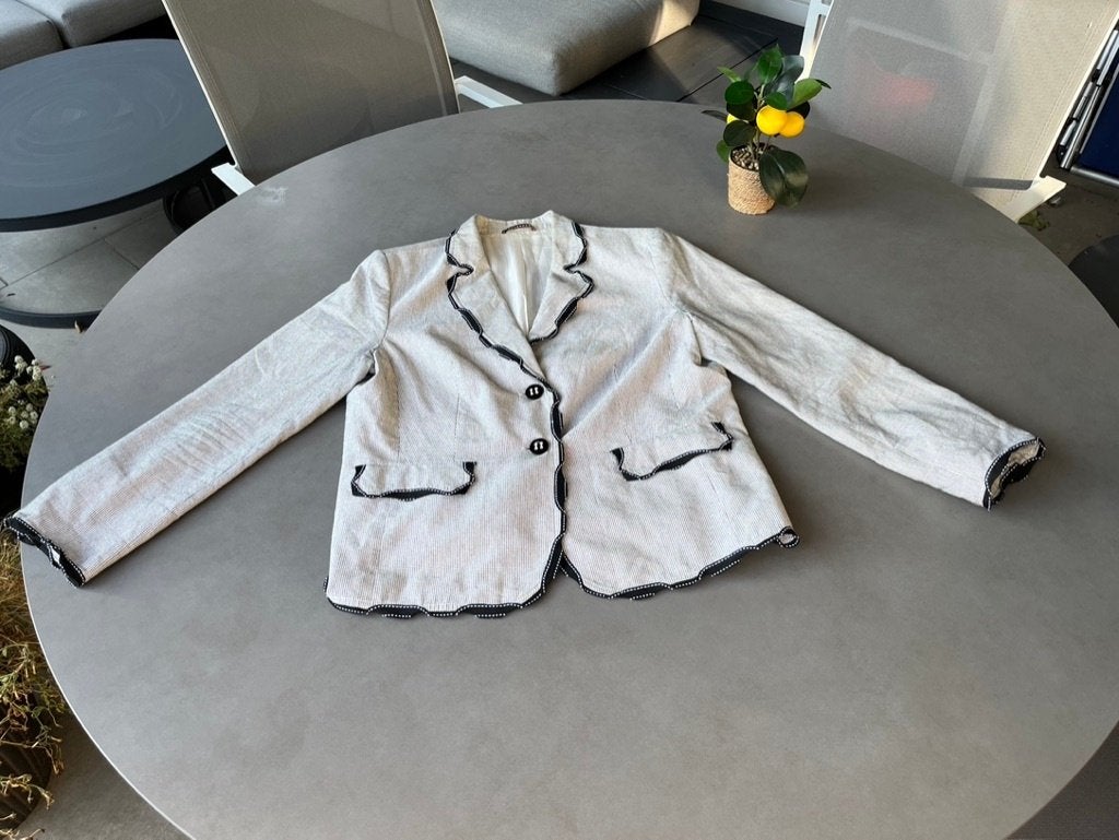 Zwart/witte blazer, maat 44 = 40, Kleding | Dames, Maat 38/40 (M), Verzenden, Zwart, Zo goed als nieuw