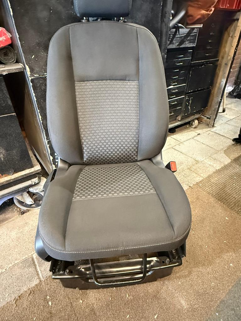 In nieuwe staat bijrijdersstoel voor ford transit/custom, Ophalen, Gebruikt, Ford